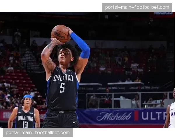 “赛前信息:布莱顿公布大名单,球队定位球主罚者伤愈回归” “赛前信息:布莱顿公布大名单,球队定位球主罚者伤愈回归”